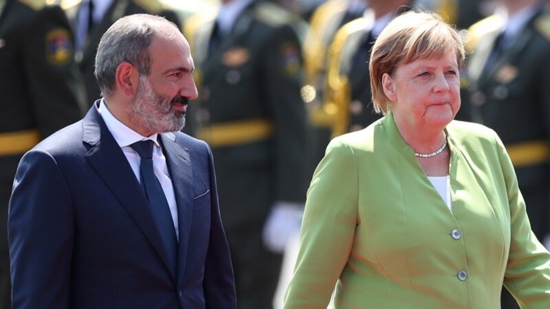 ����: rus.azatutyun.am