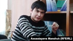 Азаматтық белсенді Ринат Кибраев.