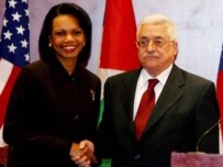 Secretary of State Rice and Palestinian President Abbas in the West Bank (file photo) (epa)