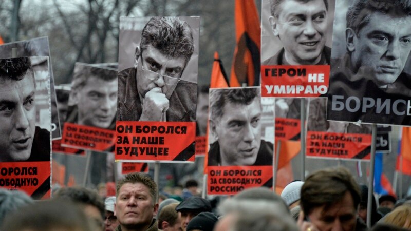 Без Немцова. Хроника двух дней