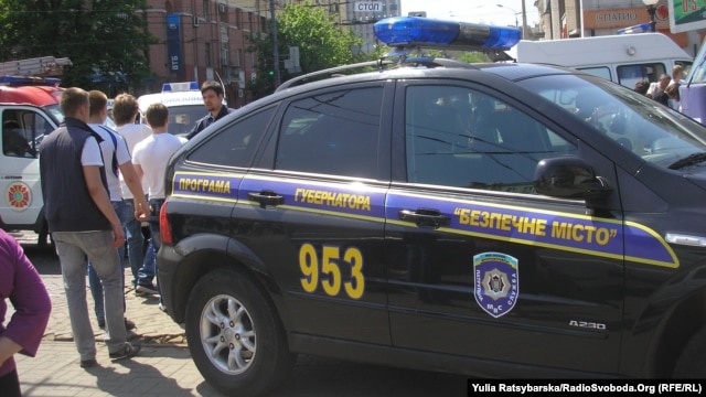 После взрывов в Днепропетровске. 27 апреля 2012 года