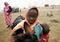 Refugees fleeing the violence to neighboring Chad (file photo)