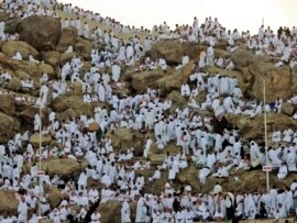 Praying at Mount Arafat is a key part of the hajj