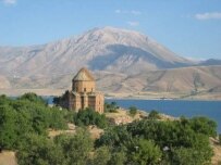 Akhtamar Church on Lake Van (Courtesy Photo)