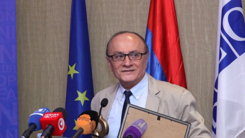 RFE/RL Armenian Service Wins Award
