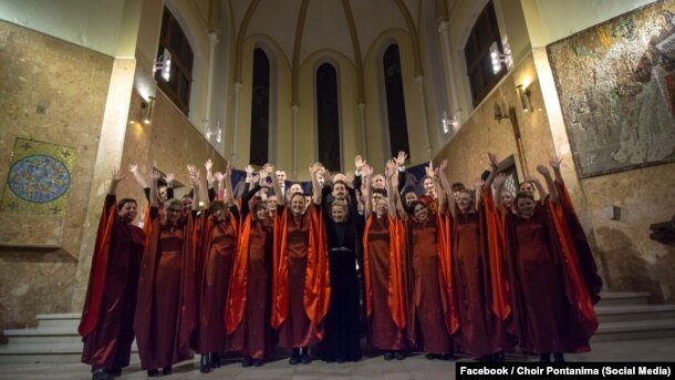 Simfonijom religija liječimo ljude: Fra Ivo Marković (na slici: hor "Pontanima")