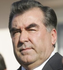 Tajikistan - President Emomali Rahmon takes part in the presidential elections in Dushanbe, 06Nov2006