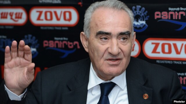 Armenia - Galust Sahakian, a deputy chairman of the ruling Republican Party, at a news conference in Yerevan, 16Jan2013.