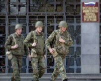 Russian soldiers patrol the compound of the Russian military headquarters in Tbilisi (epa)