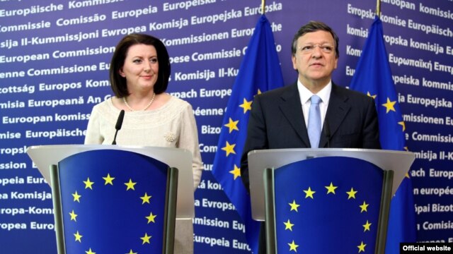 Atifete Jahjaga i Žoze Manuel Barozo, 18. jul 2012.