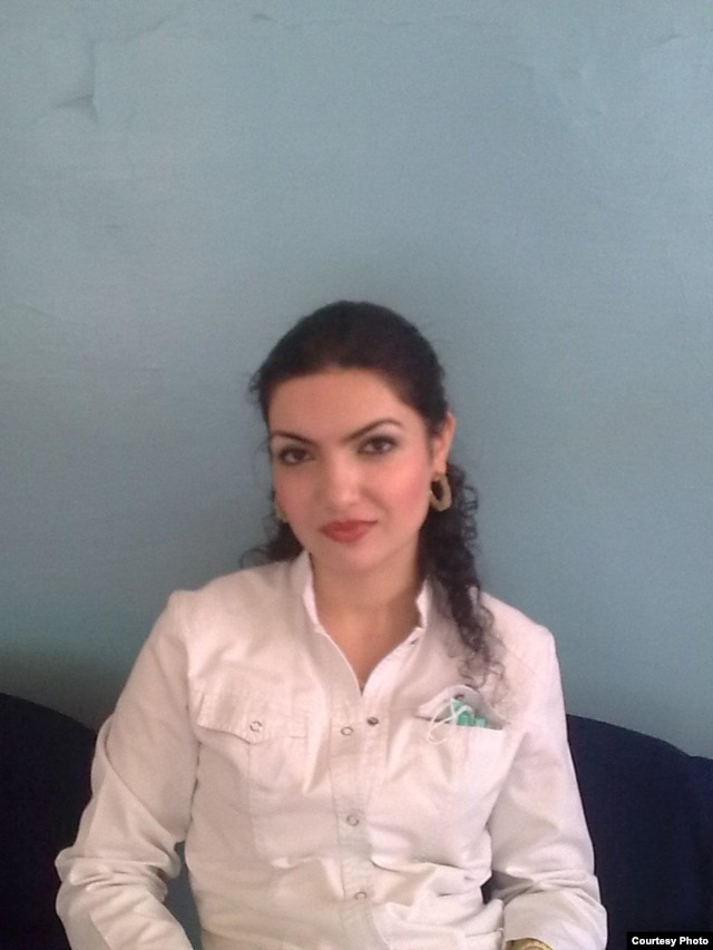 Amina Gunasheva, the wife of anesthesiologist Marat Gunashev, whom she hasn't seen since his jailing