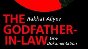 Рахат Әлиевтің неміс баспасынан шықан "Өкіл қайын ата" кітабының мұқабасы осындай.