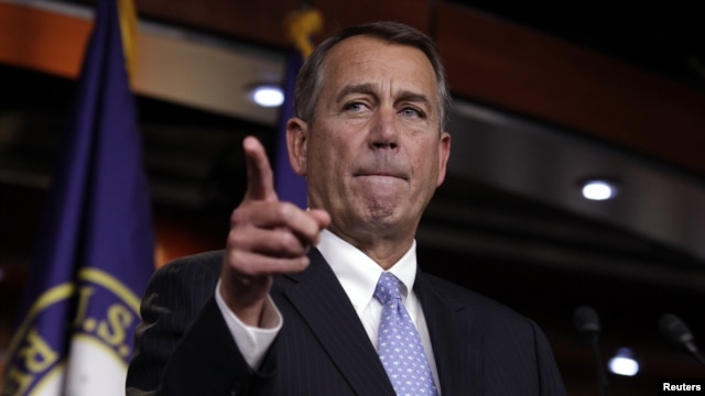 John Boehner adresîndu-se presei pe tema crizei fiscale