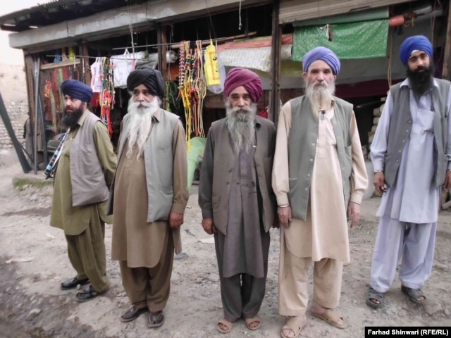 A tiny minority of Sikhs still live in the regions of Khyber Agency controlled by Ansar ul-Islam.
