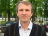 Belarusian Police Detain Activist For Distributing Leaflets
