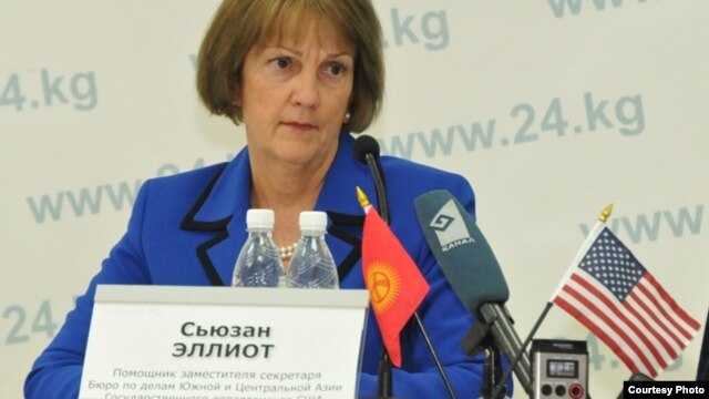 U.S. Ambassador Susan Elliott