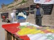 نقشه رسمی عراق و نقشه غیر رسمی کردستان بزرگ که مناطق کردنشین ایران ،ترکیه ،عراق و سوریه را در برمی گیرد در یک محل به فروش می رسد.