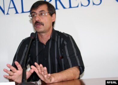Yevgeny Zhovtis, Kazakh human rights and democracy activist