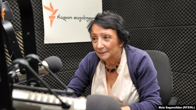 რუსუდან წურწუმია 