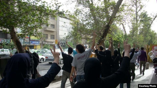 Protesters demonstrate in Tehran on July 9.