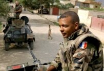 French soldiers on patrol in Kabul (AFP)