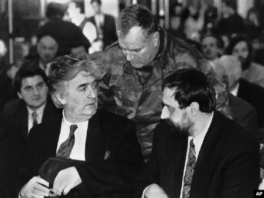 Radovan Karadžić, Ratko Mladić i Goran Hadžić na Palama, januar 1993.