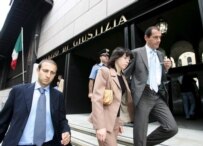 Alessandro Giusto (left) and Maria Bornacin (center) arriving in court in Genoa on September 15 (epa)