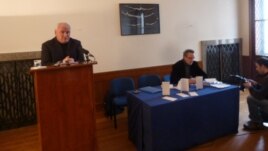 Velimir Visković govori na skupu u Zagrebu, 14. prosinac 2012.