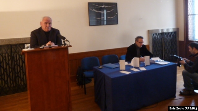 Velimir Visković govori na skupu u Zagrebu, 14. prosinac 2012.