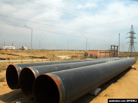 لوله‌های 
گاز در هزار ترکمنستان