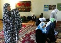 Azerbaijani women worship in a Baku mosque (AFP file photo)