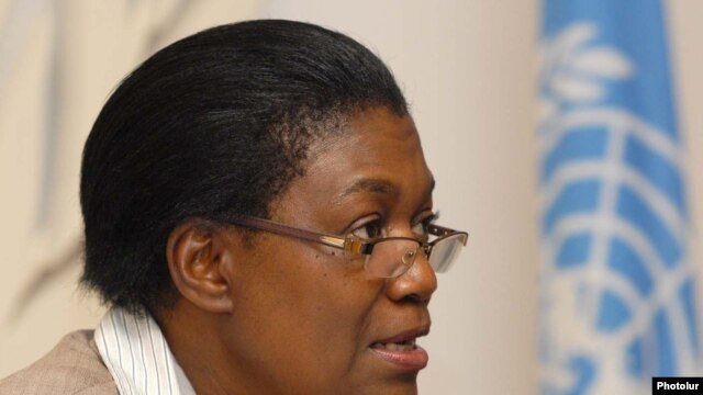 Armenia -- Margaret Sekaggya, the U.N. special rapporteur on human rights defenders, at a news conference in Yerevan, 18June 2010.
