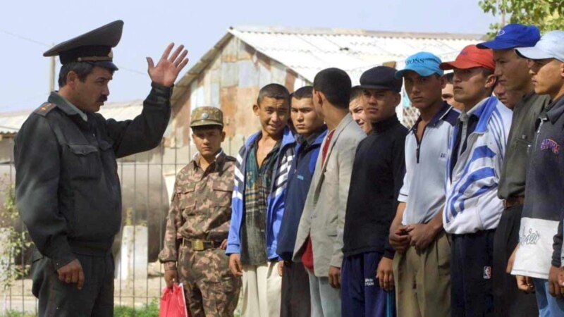 В Узбекистане к тюремному сроку приговорены офицеры минобороны