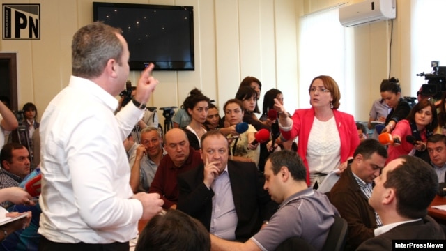 საგანგებო სხდომა თბილისის საკრებულოში 