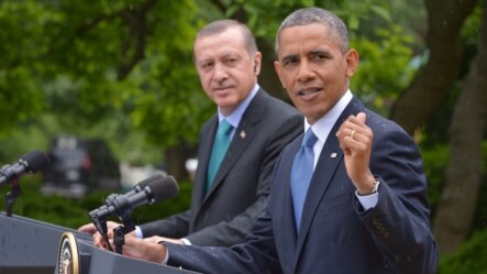 بارک اوباما رییس جمهورامریکا و رجب طیب اردوغان صدراعظم ترکیه در جریان کنفرانس خبری در واشنگتن