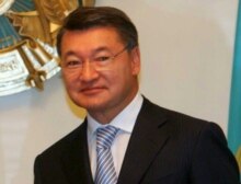 Kazakhstan -- Kazakh Prime Minister Daniyal Akhmetov portrait, 22Sep2006