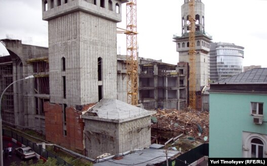 The demolition of the Central Mosque in Moscow on September 11