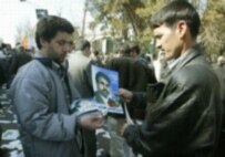 Campaigning for the 2004 parliamentary elections