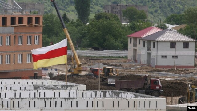 В Южной Осетии сейчас многие говорят о застое и необходимости проведения реформ