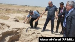 وفد ديوان الوقف المسيحي يتفحص موقعاً أثرياً في النجف