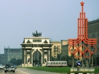 A monument to the 1980 Olympics on Moscow's Kutuzovsky prospekt