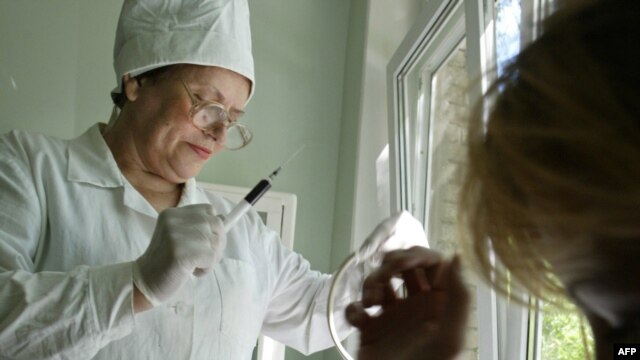 Health specialists say the HIV virus is spreading in the North Caucasus and awareness remains low, hence the drive for more widespread testing. (file photo)