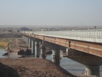 The new bridge connecting Tajikistan and Afghanistan (RFE/RL)