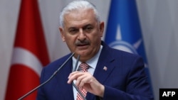 Turkish Transportation Minister Binali Yildirim is set to take over the reins of the ruling AKP party, but how much power will he actually have.