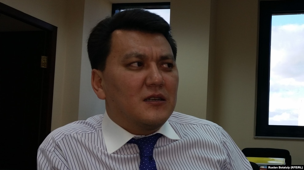 Erlan Qarin, Qazaqstan strategiyalıq zertteuler institutınıñ direktorı.