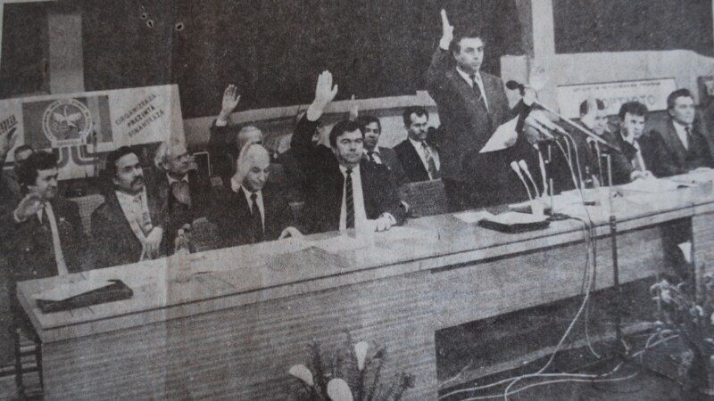 8 martie 1991 -  URSS își decide viitorul la referendum