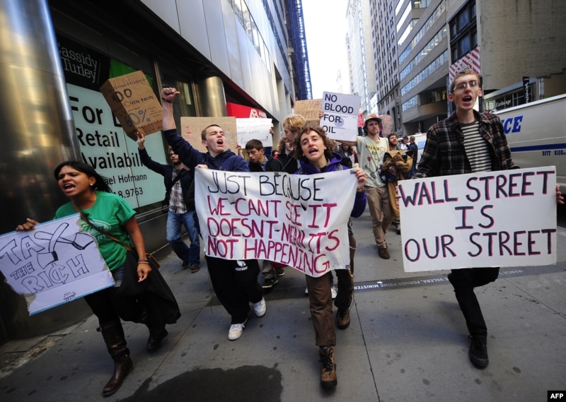 In United States Occupy Wall Street Movement Gains Supporters