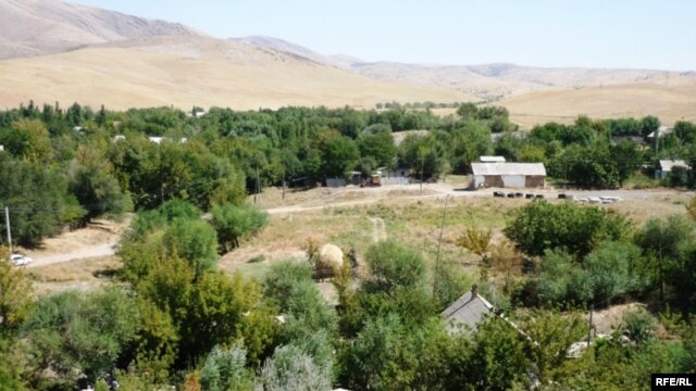 Жасырын түсірілген балалар порносы