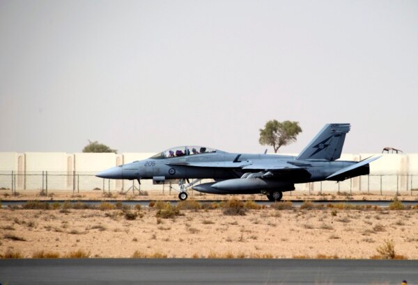 اف-۱۸ نیروی هوایی استرالیا در دوبی