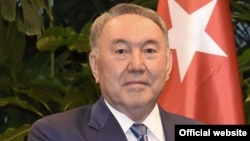 Нұрсұлтан Назарбаев.